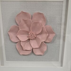 2 NATURAL ELEMENTS FLOWER ACCENT SHADOWBOX